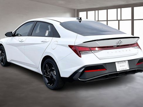 New 2026 Hyundai Elantra Sport image 3