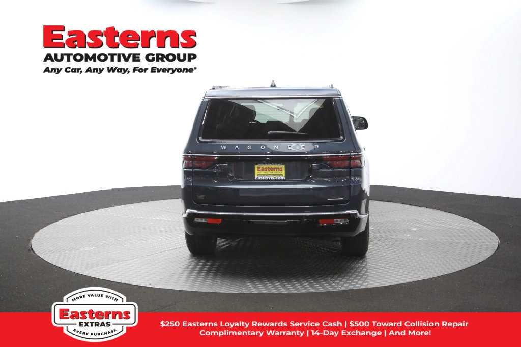 Used 2024 Jeep Wagoneer Series II AWD/4WD image 43