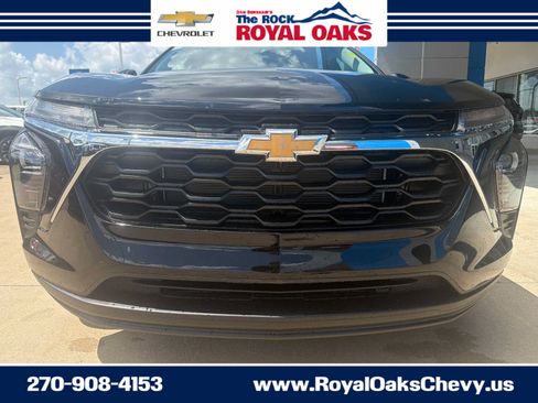 Used 2026 Chevrolet Trax LS w/ LS Convenience Package FWD image 10
