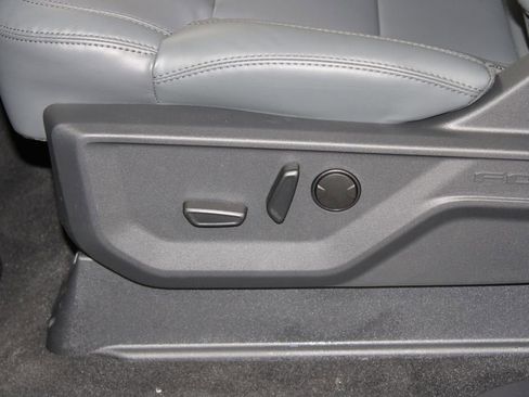 New 2026 Ford Expedition Active RWD image 22