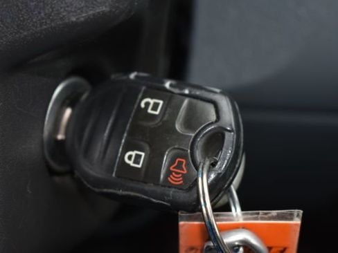 Used 2015 Ford F250 XLT w/ XLT Value Package image 22