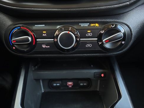 Used 2020 Kia Soul GT-Line w/ GT 2.0L Power Sunroof Package image 17