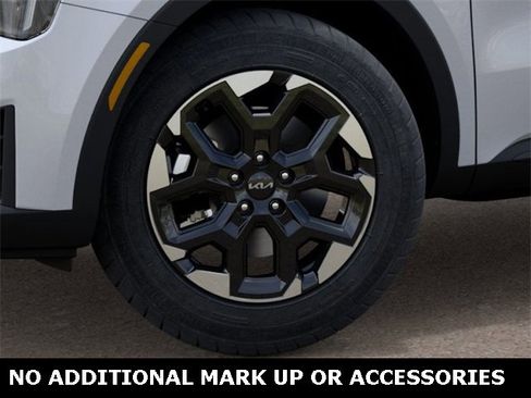 New 2026 Kia Sorento S w/ S Panoramic Sunroof Package image 9