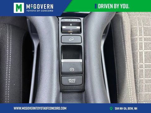 Used 2025 Honda HR-V LX image 33