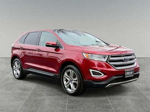 Used 2016 Ford Edge Titanium w/ Equipment Group 302A image 9
