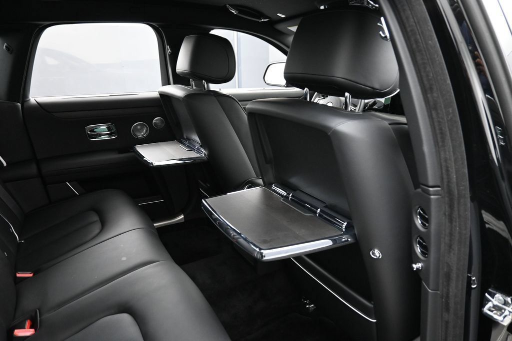 Used 2026 Rolls-Royce Ghost AWD/4WD image 29