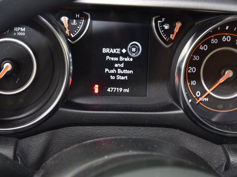 Used 2021 Jeep Wrangler Unlimited Sport image 8