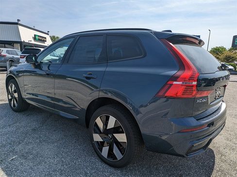 New 2025 Volvo XC60 T8 Plus w/ Protection Package Premier image 6