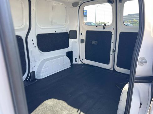 Used 2019 Nissan NV200 S w/ Cruise Control Package image 19