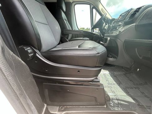 Used 2023 RAM ProMaster 2500 FWD image 23