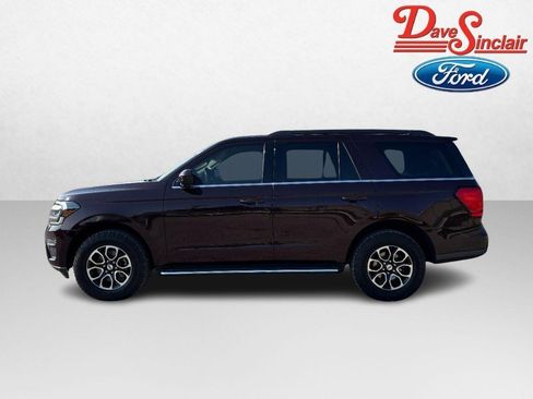 Used 2023 Ford Expedition XLT AWD/4WD image 10