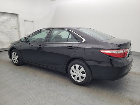 Used 2017 Toyota Camry LE image 3
