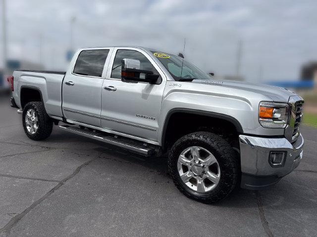Used 2019 GMC Sierra 2500 SLT w/ Duramax Plus Package AWD/4WD image 7