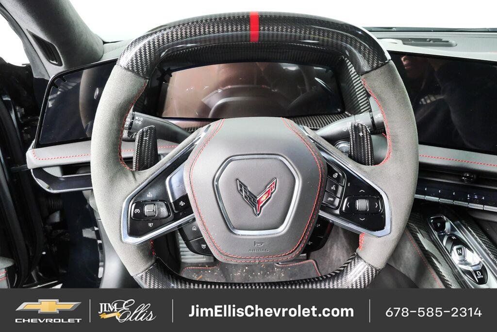 Used 2027 Chevrolet Corvette ZR1 w/ ZR1 Carbon Fiber Aero Package RWD image 9