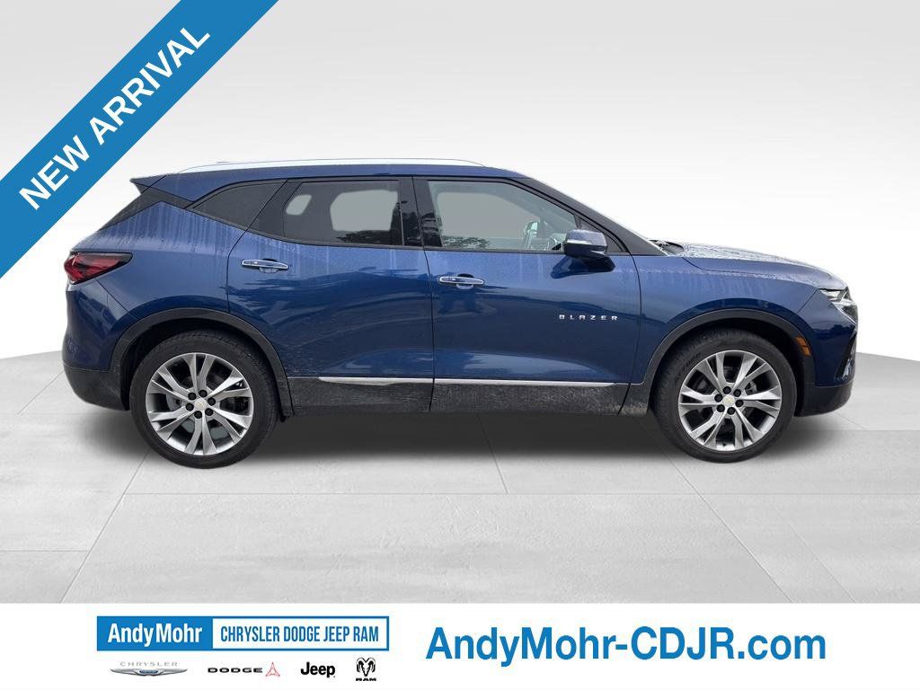 Used 2022 Chevrolet Blazer Premier w/ Enhanced Convenience Package FWD image 8