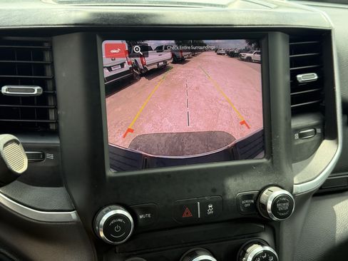 Used 2024 RAM 2500 Big Horn AWD/4WD image 20