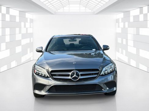 Used 2019 Mercedes-Benz C 300 4MATIC Sedan image 2