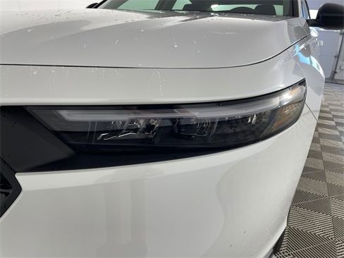 New 2025 Honda Accord SE image 20