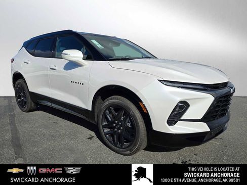 New 2025 Chevrolet Blazer RS image 1