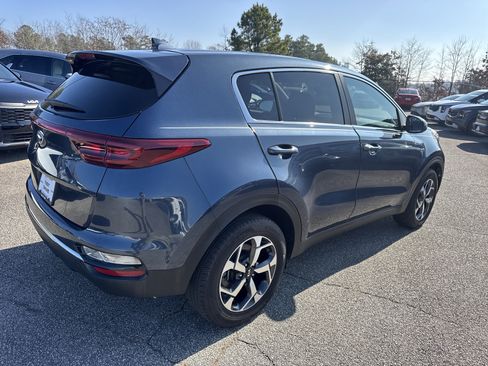 Certified 2022 Kia Sportage LX image 7