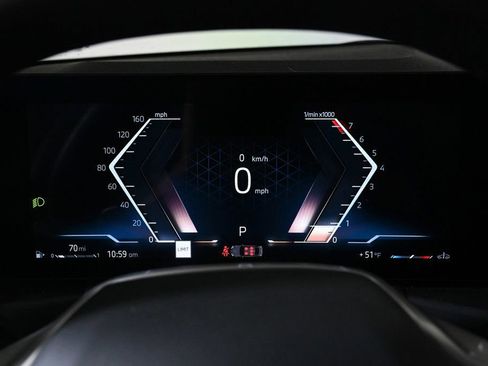 Used 2025 BMW 330i Sedan w/ Convenience Package image 11