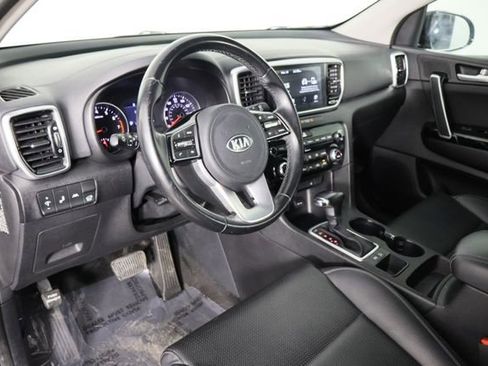 Used 2020 Kia Sportage EX image 27