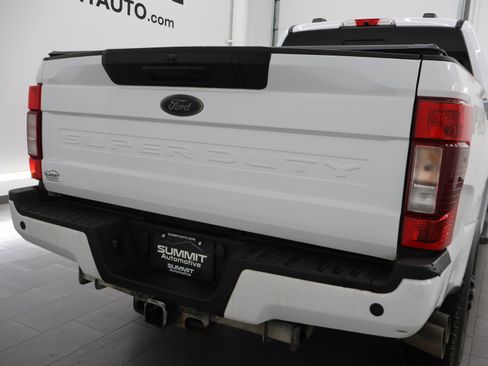 Used 2022 Ford F250 XLT w/ Black Appearance Package AWD/4WD image 26