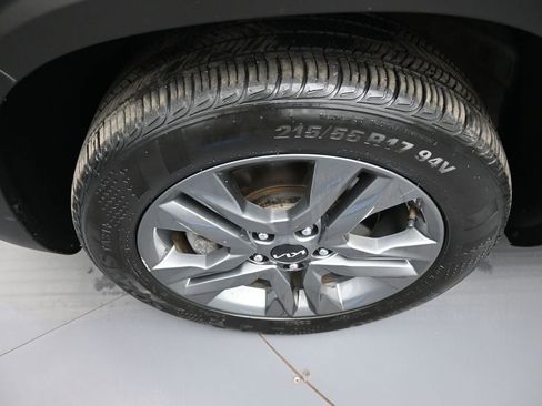 Used 2023 Kia Seltos LX image 14