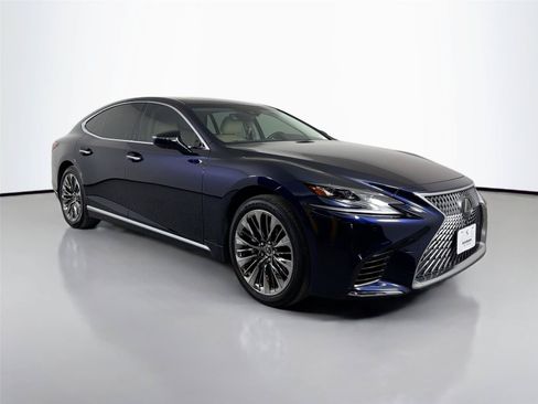Used 2020 Lexus LS 500 w/ Interior Upgrade Package RWD image 3