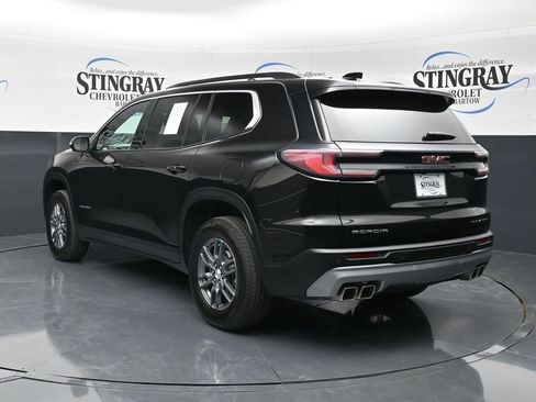 Used 2025 GMC Acadia Elevation FWD image 5