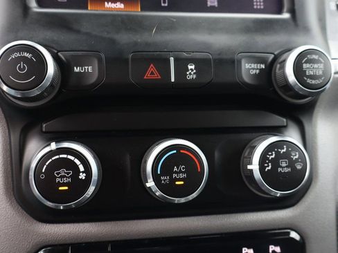 Used 2024 RAM 2500 Big Horn w/ Off Road Package image 30