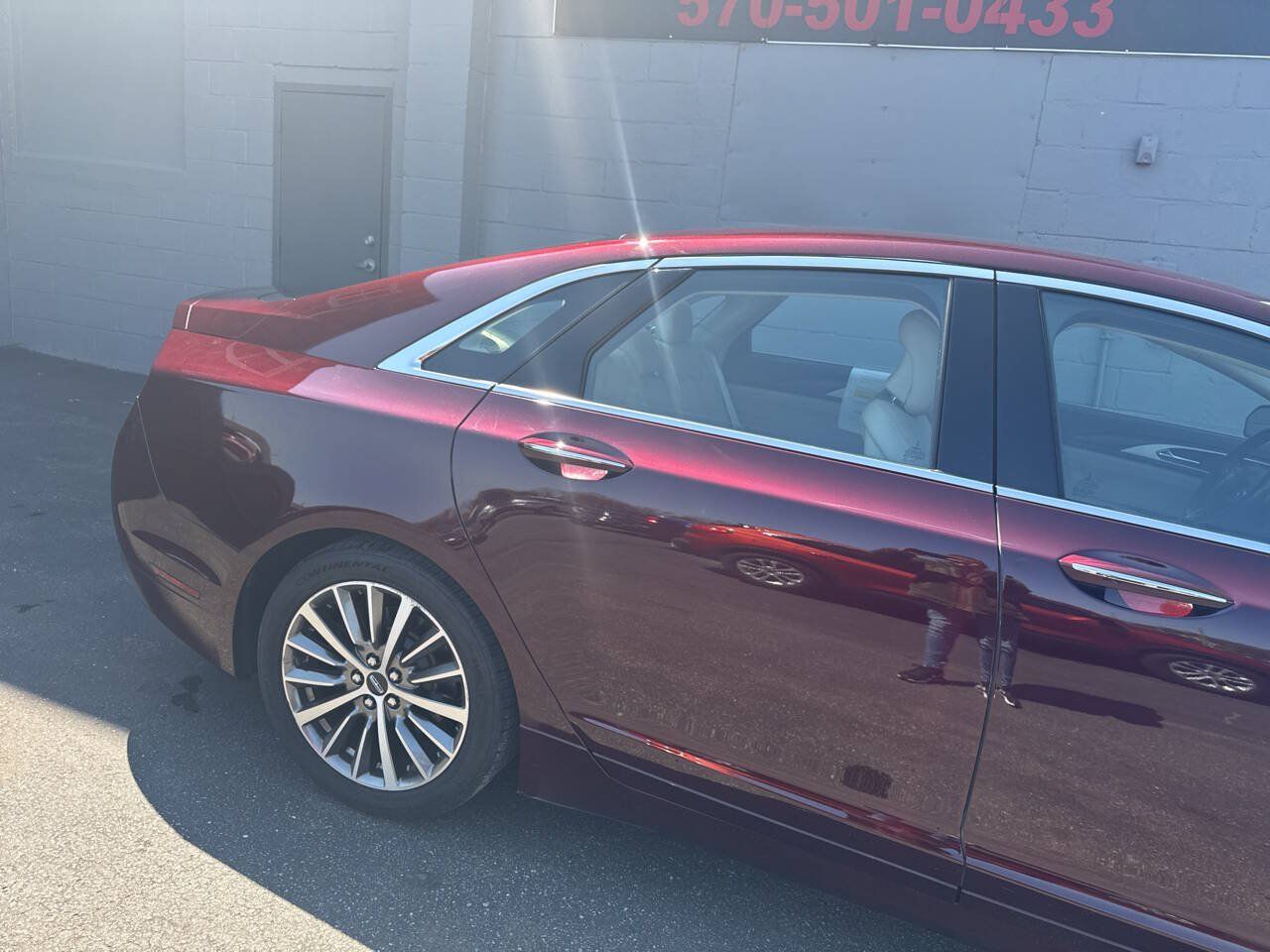 Used 2017 Lincoln MKZ Select w/ Select Plus Package AWD/4WD image 10