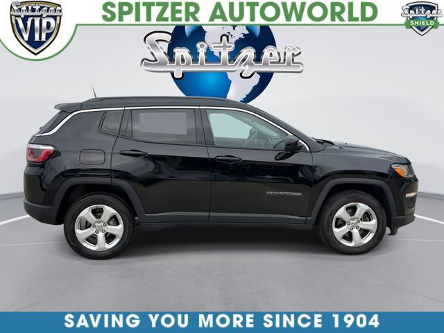 Used 2019 Jeep Compass Latitude w/ Popular Equipment Group AWD/4WD image 10