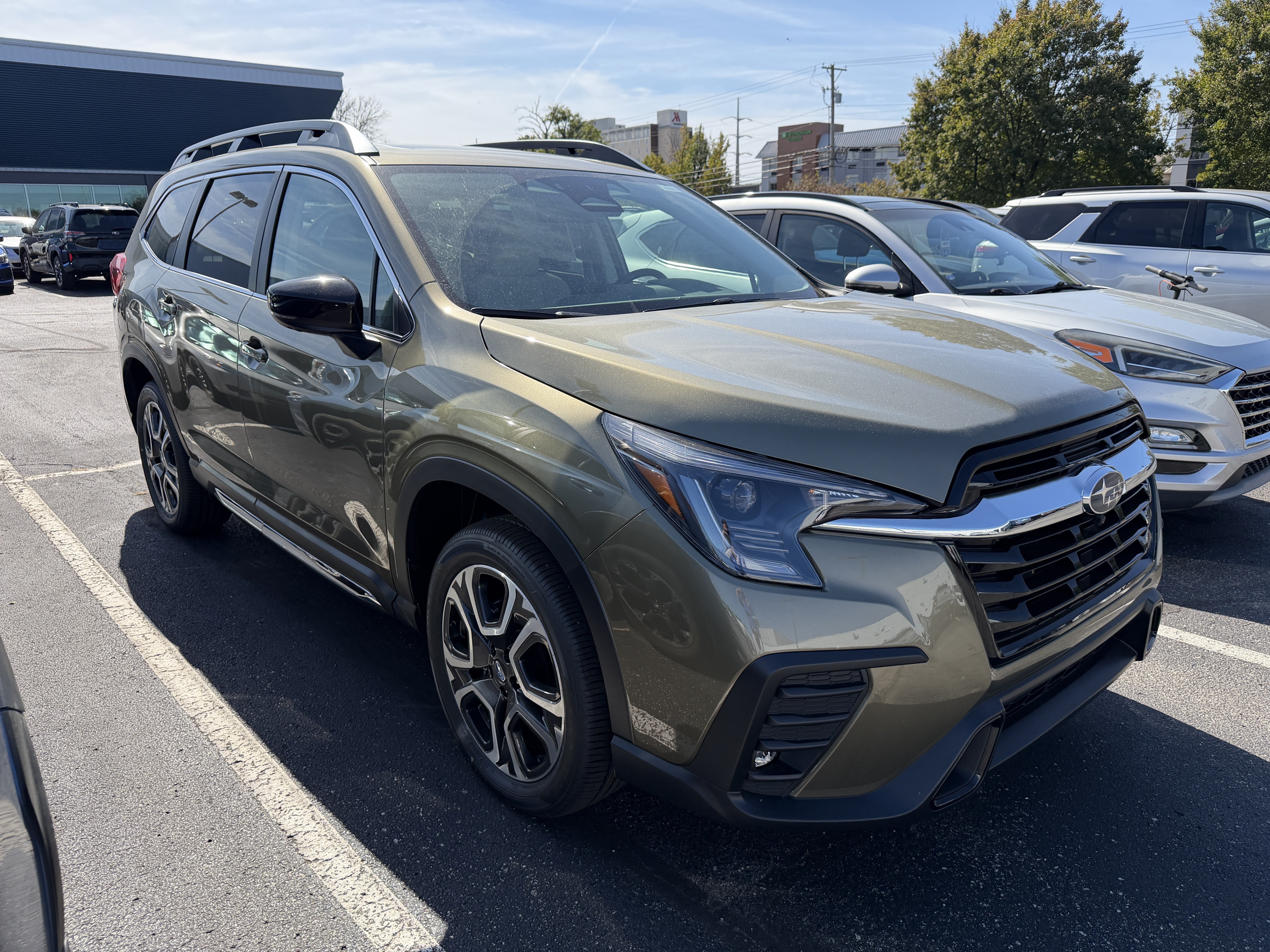 New 2027 Subaru Ascent Limited AWD/4WD image 2