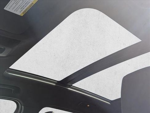 Used 2023 BMW X1 xDrive28i image 17