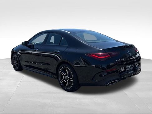 Used 2025 Mercedes-Benz CLA 250 4MATIC image 5