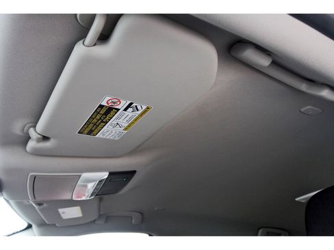 Certified 2023 Nissan Rogue SV FWD image 30