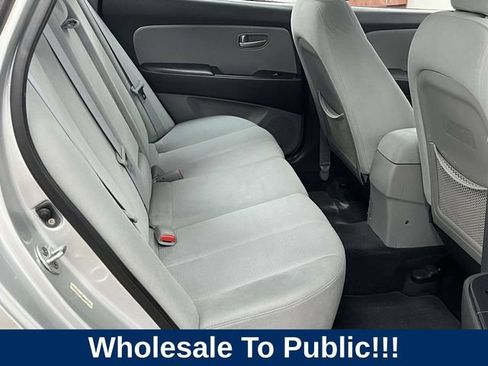 Used 2009 Hyundai Elantra GLS FWD image 23