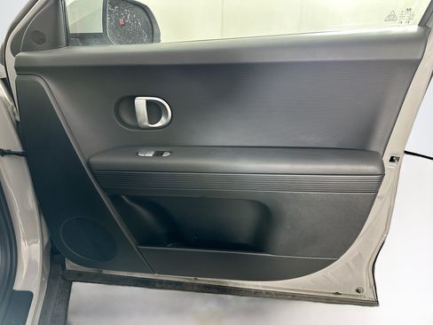 Used 2024 Hyundai Ioniq 5 SEL RWD image 32