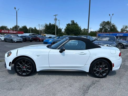 Used 2018 FIAT 124 Spider Abarth w/ Convenience Group RWD image 17
