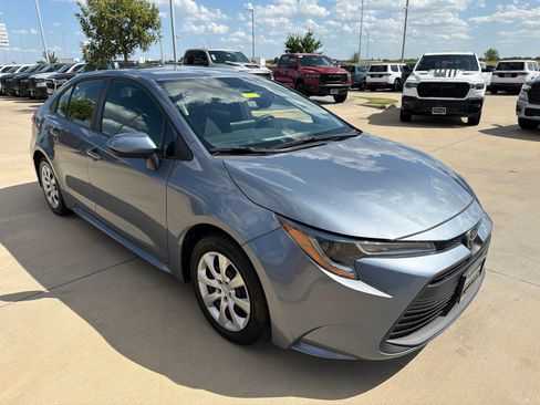 Used 2024 Toyota Corolla LE FWD image 7