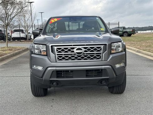 Certified 2023 Nissan Frontier SV w/ SV Convenience Package image 2