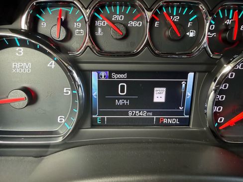 Used 2019 Chevrolet Suburban LT w/ Max Trailering Package image 23