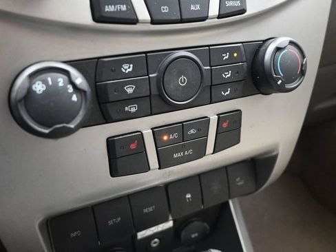 Used 2011 Ford Focus SEL w/ 301A Rapid Spec Order Code FWD image 30