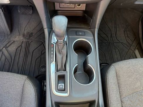 Used 2024 Chevrolet Equinox LT w/ LPO, Floor Liner Package image 20