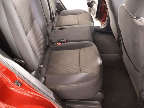 Used 2020 Nissan Rogue SV w/ Premium Package image 14