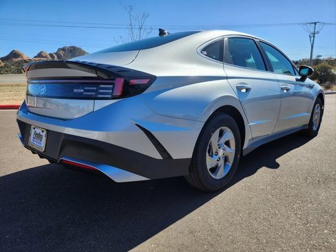 New 2026 Hyundai Sonata SE FWD image 5