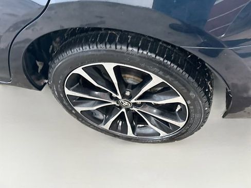 Used 2017 Toyota Corolla SE w/ Carpet Mat Package (TMS) image 29