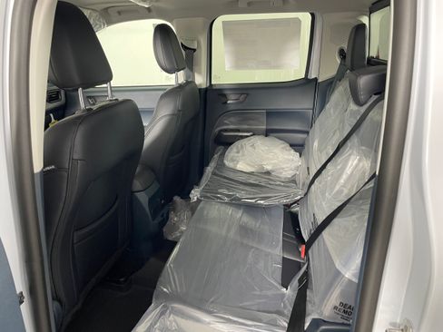 New 2026 Ford Maverick Lariat w/ Black Appearance Package AWD/4WD image 6