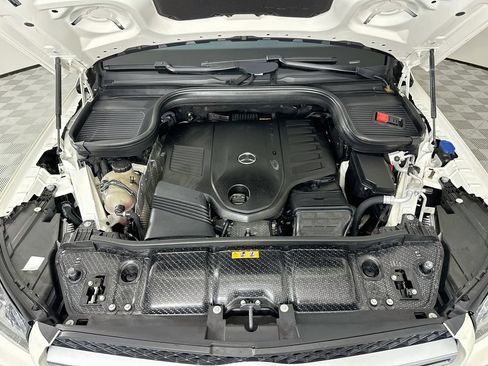 Certified 2021 Mercedes-Benz GLS 450 4MATIC image 32